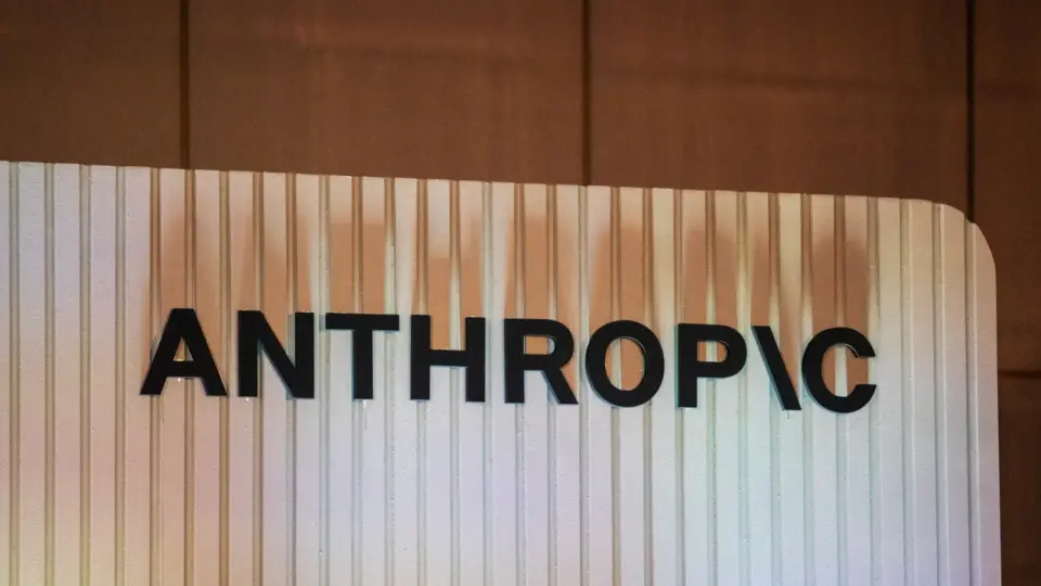 Anthropic Preps Record-Breaking IPO Amid AI Backlash Risks