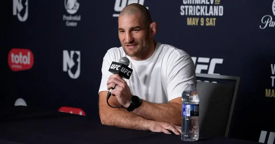 Strickland Fires Back at Chimaev Over Sparring Clip, Calls Him a Rat