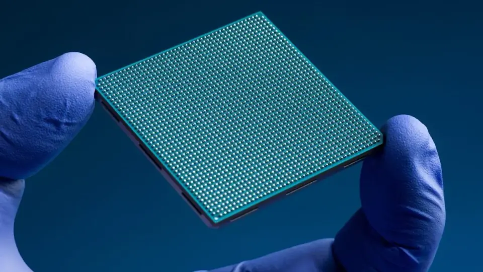 NASA's Palm-Sized AI Chip Could Put Spacecraft on Autopilot