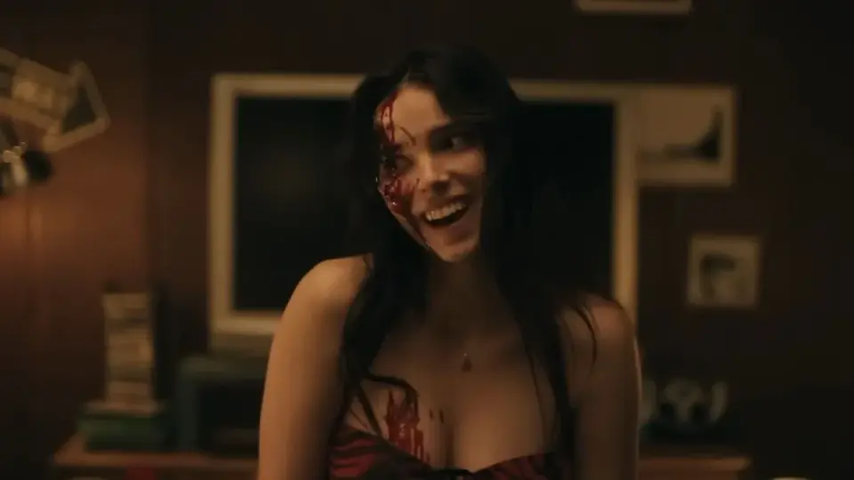 Focus Features Files Horror Hit 'Obsession' as Comedy for Golden Globes
