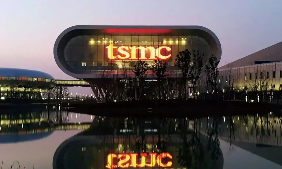 TSMC's 689% Surge Since 2022 Highlights Its Pivotal Role in AI Chip Manufacturing