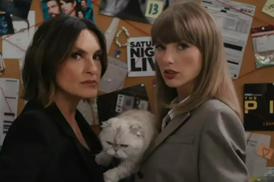 Swift and Her Cat Deliver SVU-Inspired Cameo at Emmys 2026