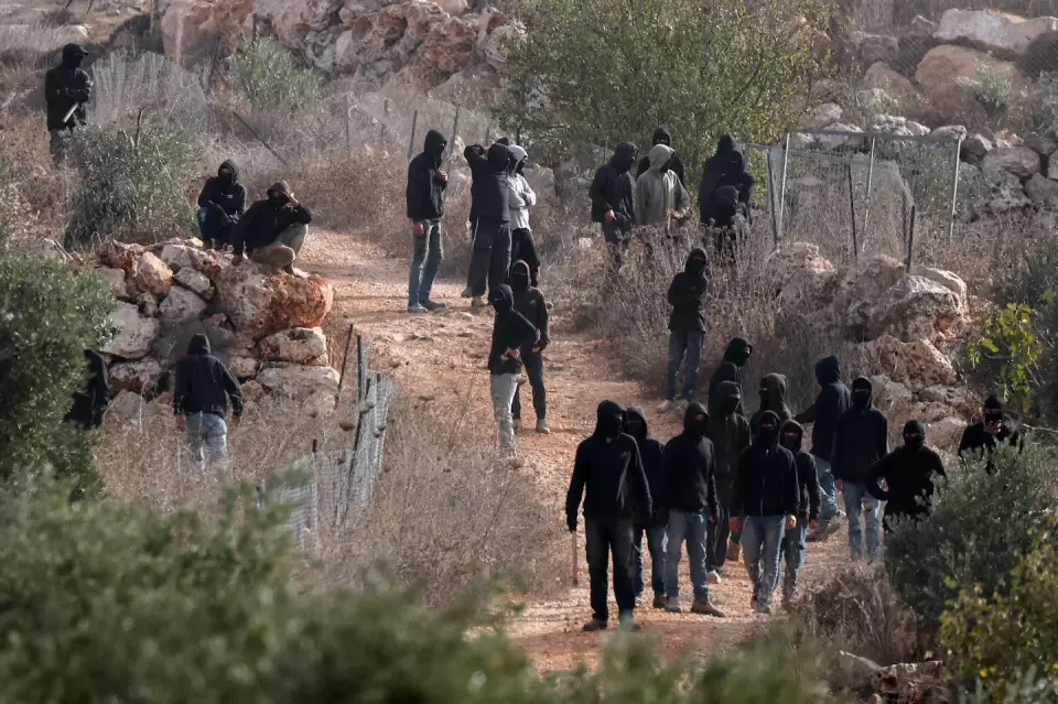 Israel Detains 10 in West Bank After Settler Attacks on Journalist and Diplomats