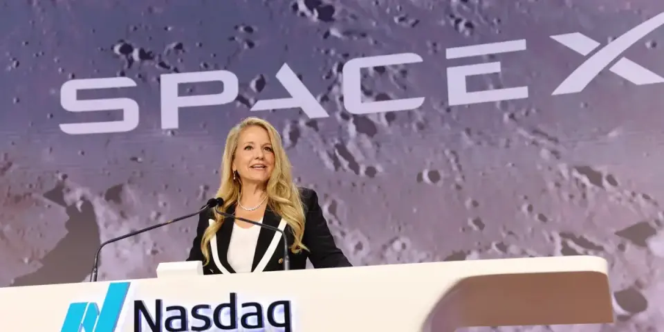SpaceX Aims to Take on U.S. Carriers with Starlink Mobile Upgrade