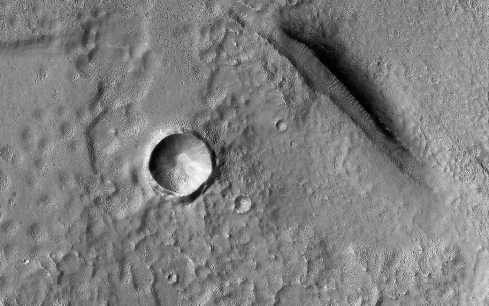 Zhurong hints at a late Martian brine archive in gypsum crystals
