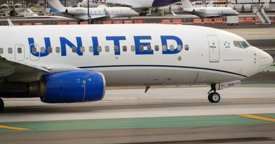 Unruly passenger forces United flight diversion; detainee taken into custody