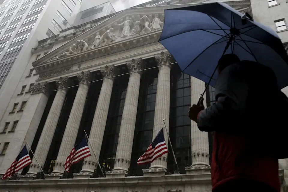 30-Year Treasury Yields Hit 24-Year High as Inflation and Deficit Fears Intensify
