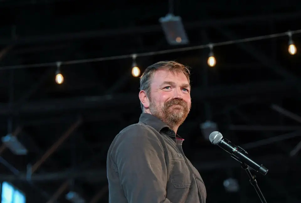 Platner’s sexting controversy leaves Maine voters largely unmoved in Senate race