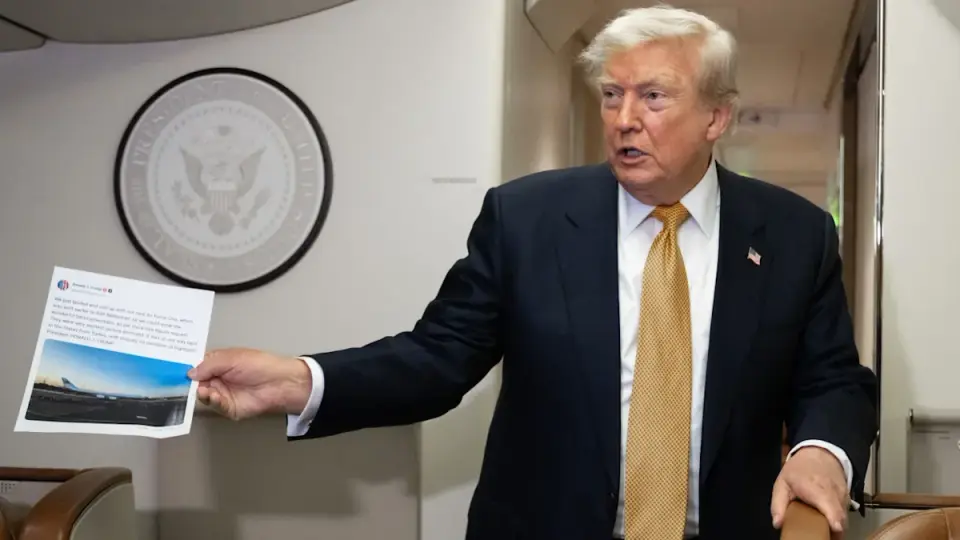 Federal Suit Alleges Trump Profits from 'Corrupt' Sale of Early Access to Truth Social Posts