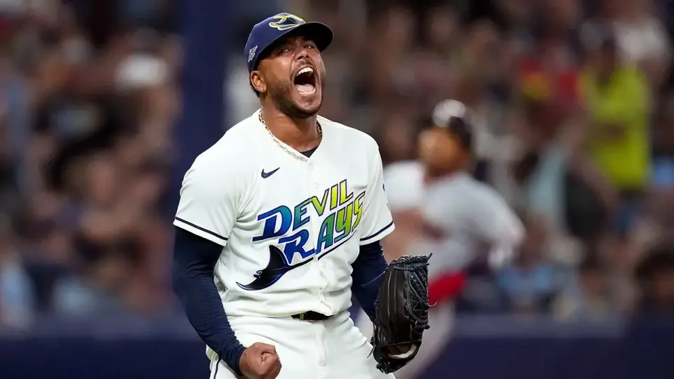 Peralta's Velocity and Ramirez's Error Decide ALCS Game 2