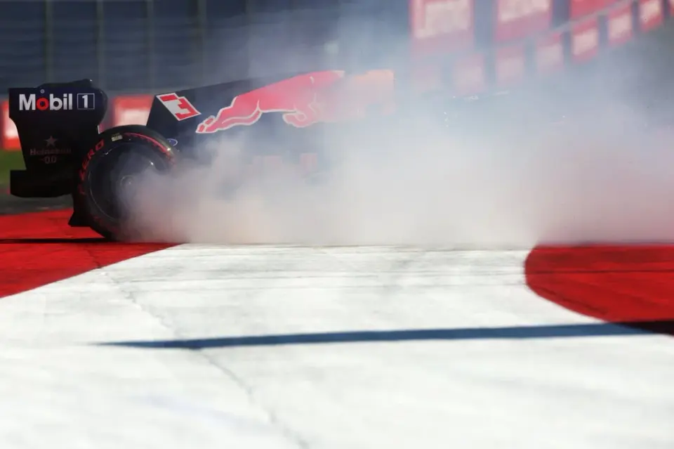 Verstappen questions delayed double-yellow flags as FIA explains protocol