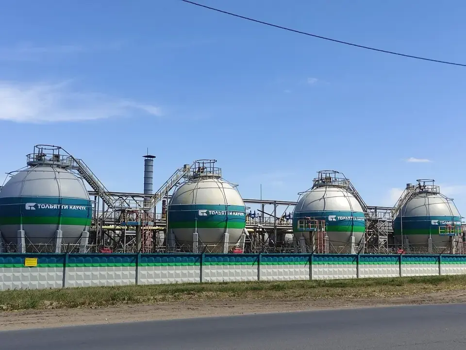 Ukraine's Deep Strikes Reach Omsk and Tolyatti, Disrupting Russian Chemical and Logistics Hubs