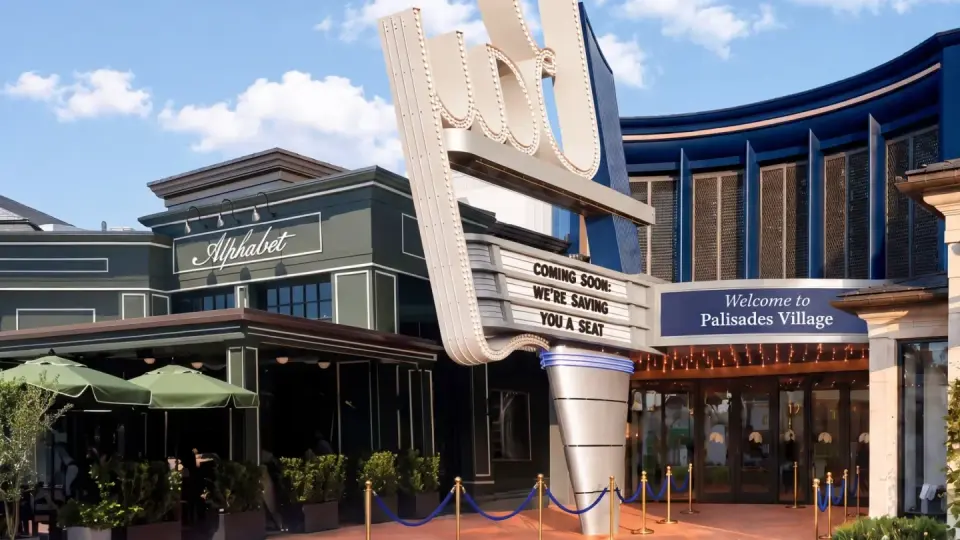 Paramount Reopens Bay Theater in Pacific Palisades Amid LA Cinema Revival