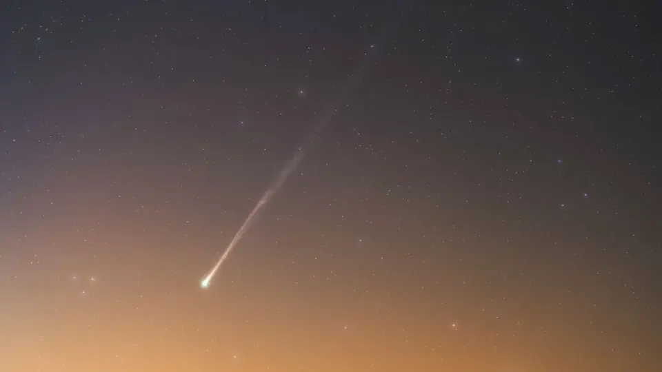 Predawn PanSTARRS: Stunning Naked-Eye Comet Over Somerset
