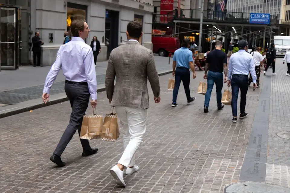 Markets drift as retailers loom: futures mixed ahead of big earnings week