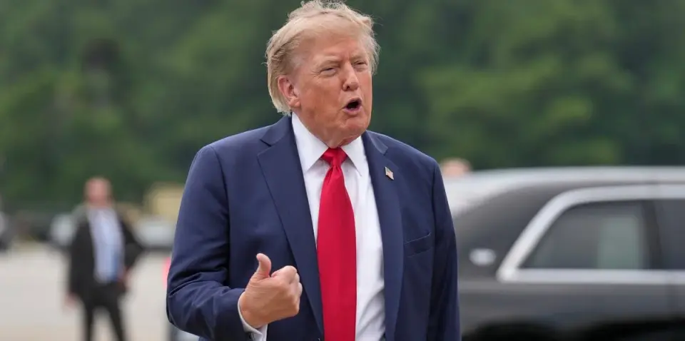 Trump Proposes Military Intervention to Stabilize Bond Market, Sparks Online Mockery