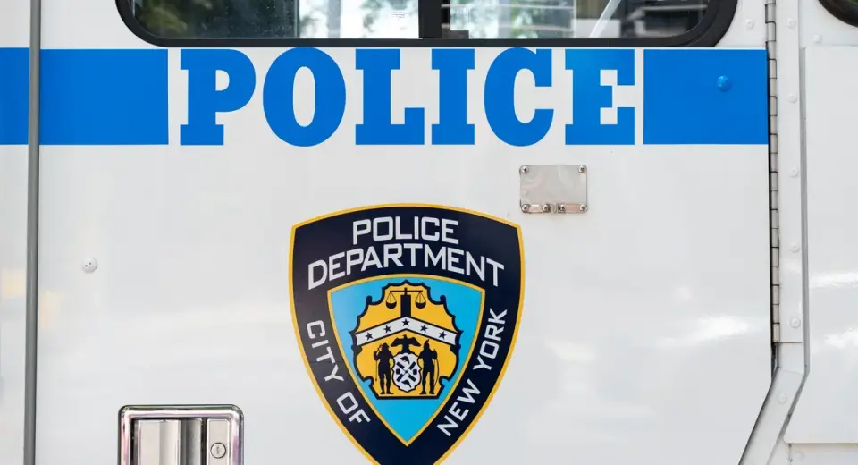 NYPD fatally shoots knife-wielding man in Lower East Side assault