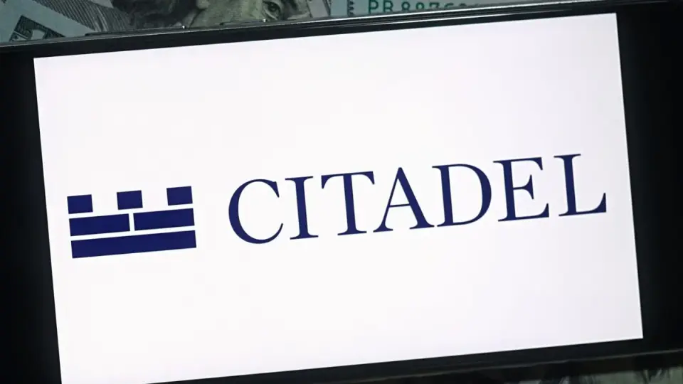 AI-Driven Vishing Attacks Target Hedge Funds, Exposing Impersonation Risk