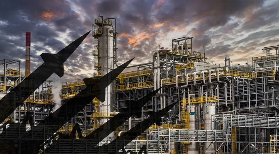 Refinery outages, not crude prices, drive global fuel crisis