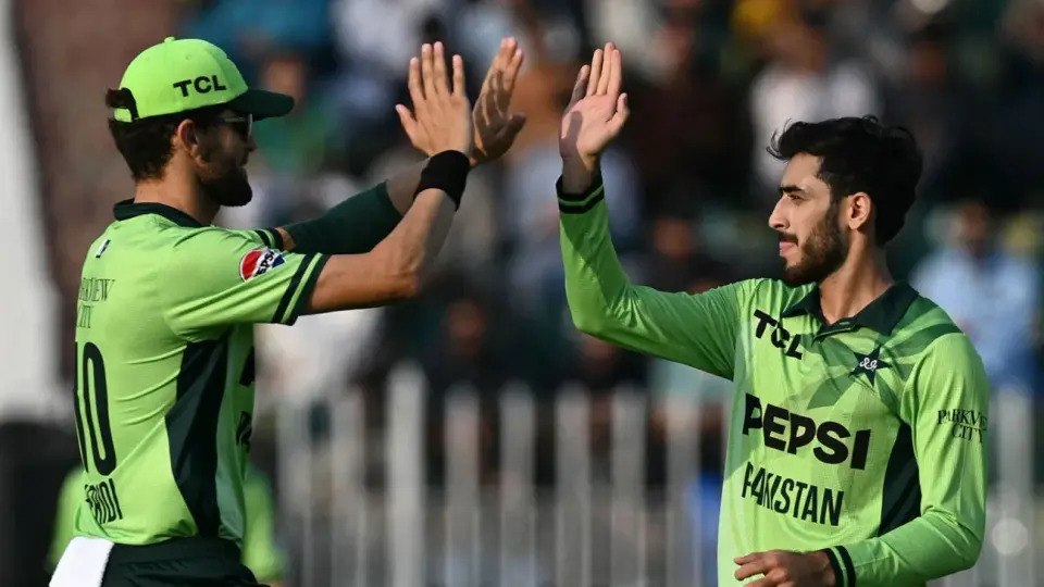 Minhas's five-for sets up Pakistan's ODI win over Australia