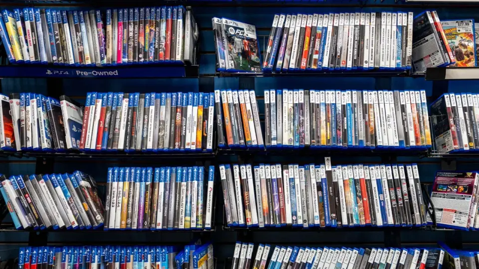 The Lost Charm of Big, Chaotic Used-Game Bargain Bins