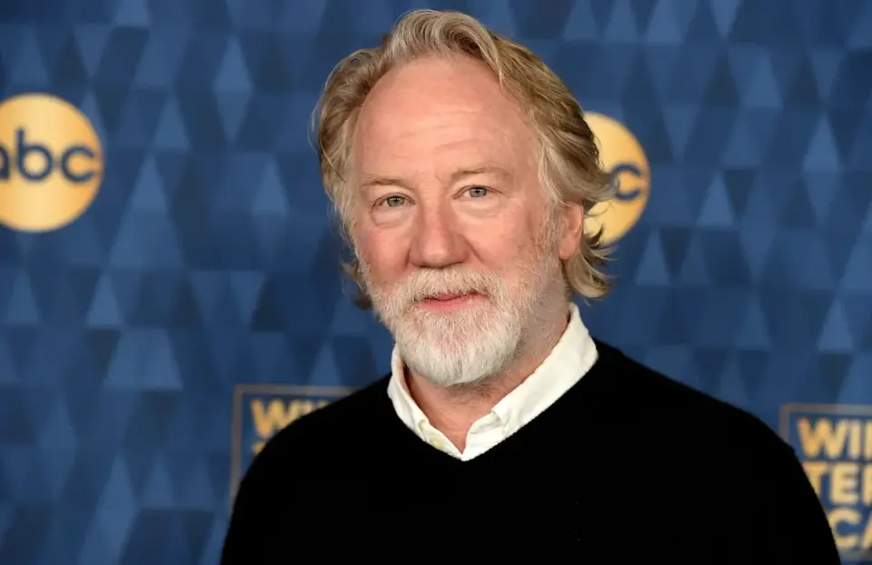 New Mexico judge dismisses Busfield indictment over prosecutor misconduct