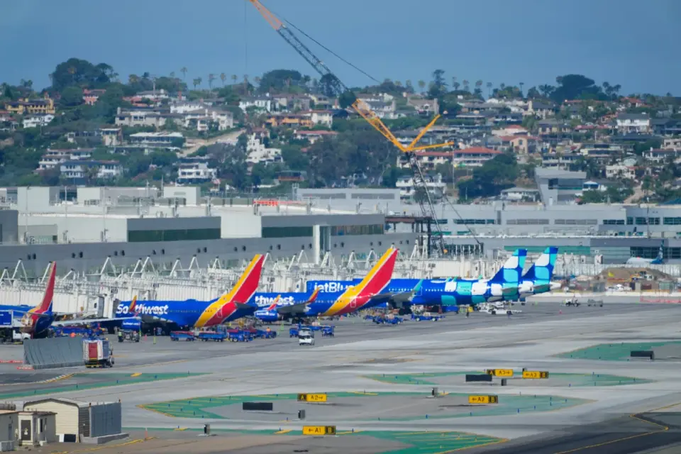 Drone and Weather Balloon Trigger Two-Hour Ground Stop at San Diego International Airport