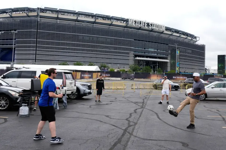 World Cup fans face eye-popping $150 round-trip train fare to MetLife Stadium