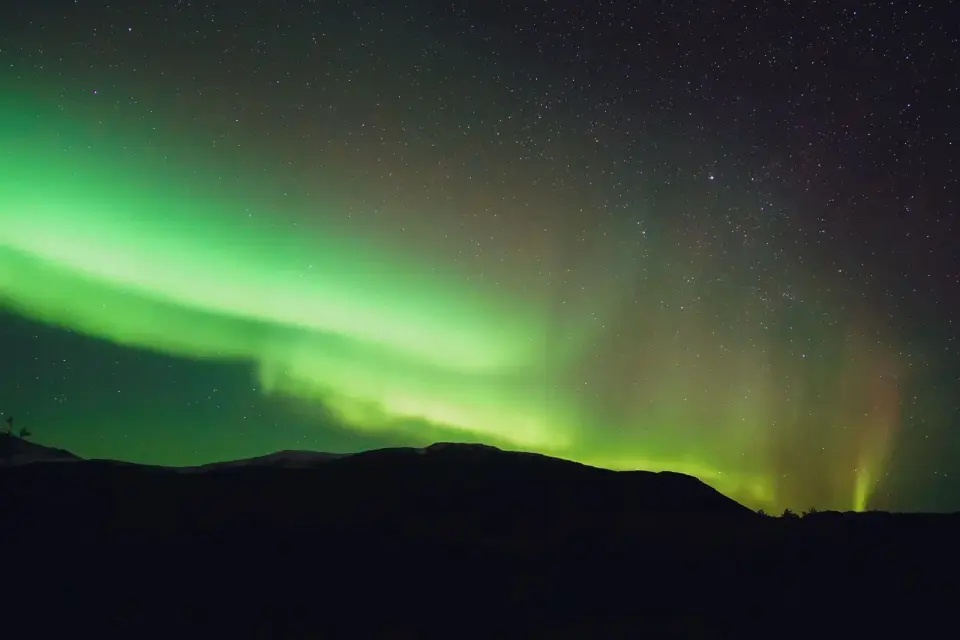 Sun-sparked currents and a dawn-dark sky: the 1859 Carrington Event