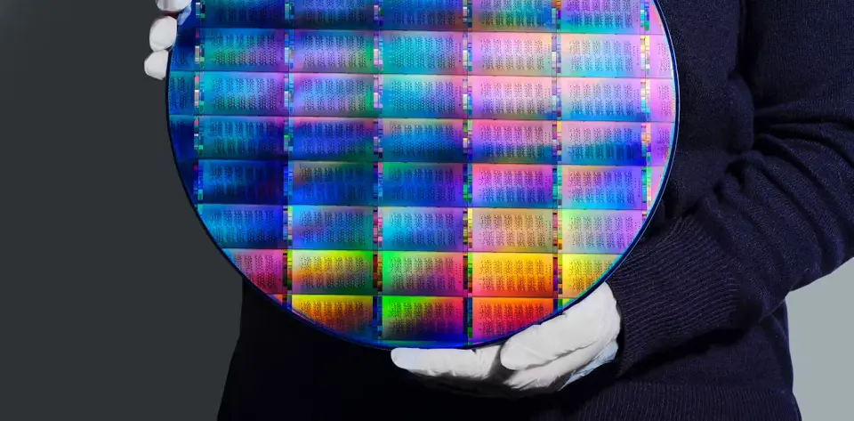 Quantum race tightens the window on cryptography