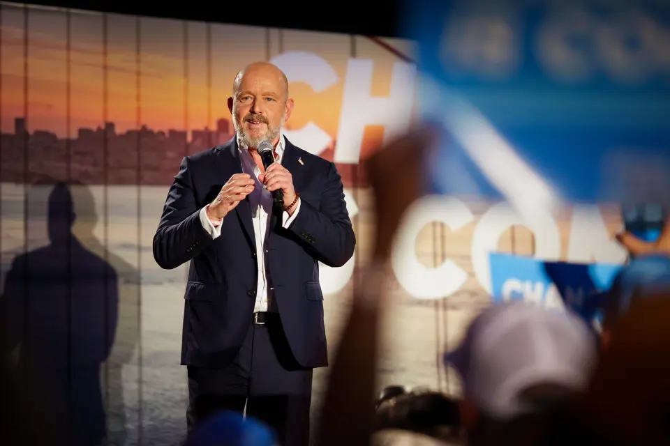 California Governor Race: Hilton Heads to November showdown