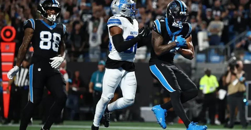 Lions Defense Collapses in 32-26 Loss to Panthers, Sparking Staff Scrutiny