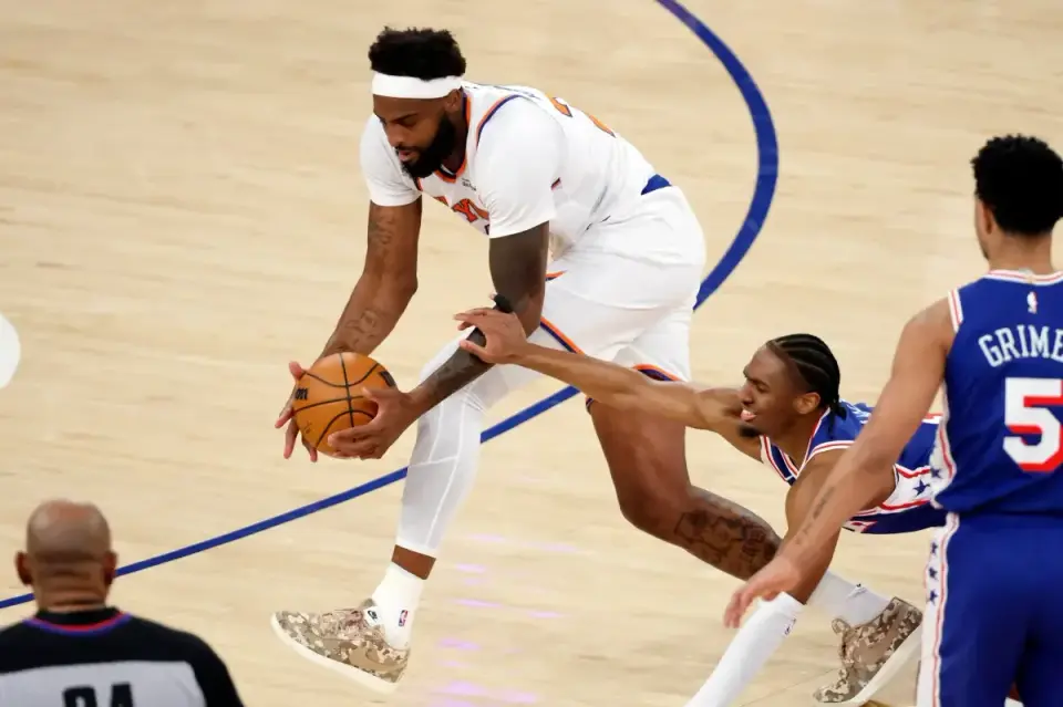 Knicks Aim to Extend Series Lead With Embiid Out for Game 2