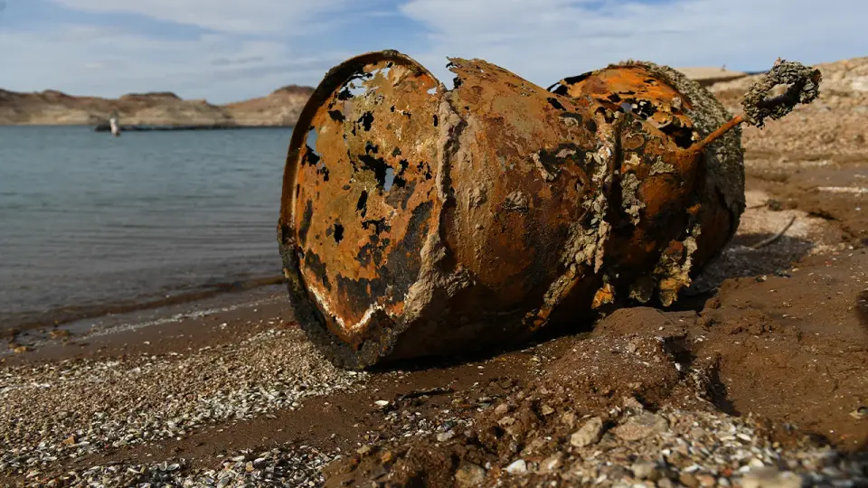 Las Vegas authorities identify Lake Mead barrel victim as Edward Jackson