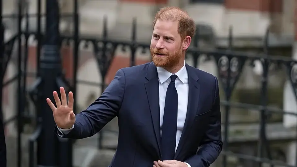 Prince Harry faces £9.5m legal bill after losing Daily Mail privacy case