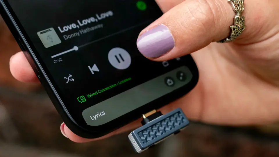 iFi Launches UP Play and Max Dongles to Bypass iPhone Bluetooth Limitations
