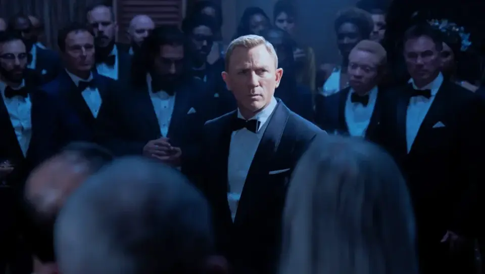 Knight Confirms 007 Cast Amid Oldman's Endorsement of Jack Lowden