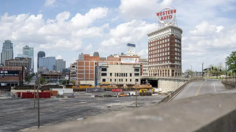Royals to unveil pivotal downtown stadium plan in Kansas City