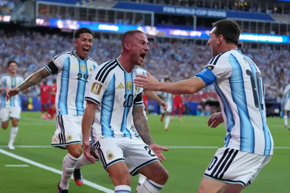 Messi-assisted strike gives Argentina 1-0 halftime edge over Switzerland