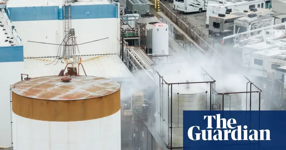 Cracked methyl methacrylate tank eases blast risk as 50,000 evacuate in Southern California