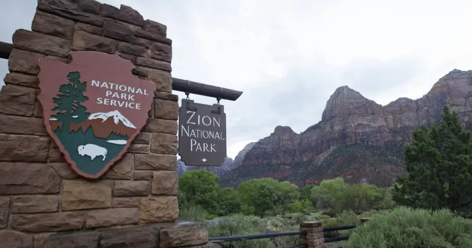 Ex-pastor linked to 2006 Zion death dies in custody after arrest