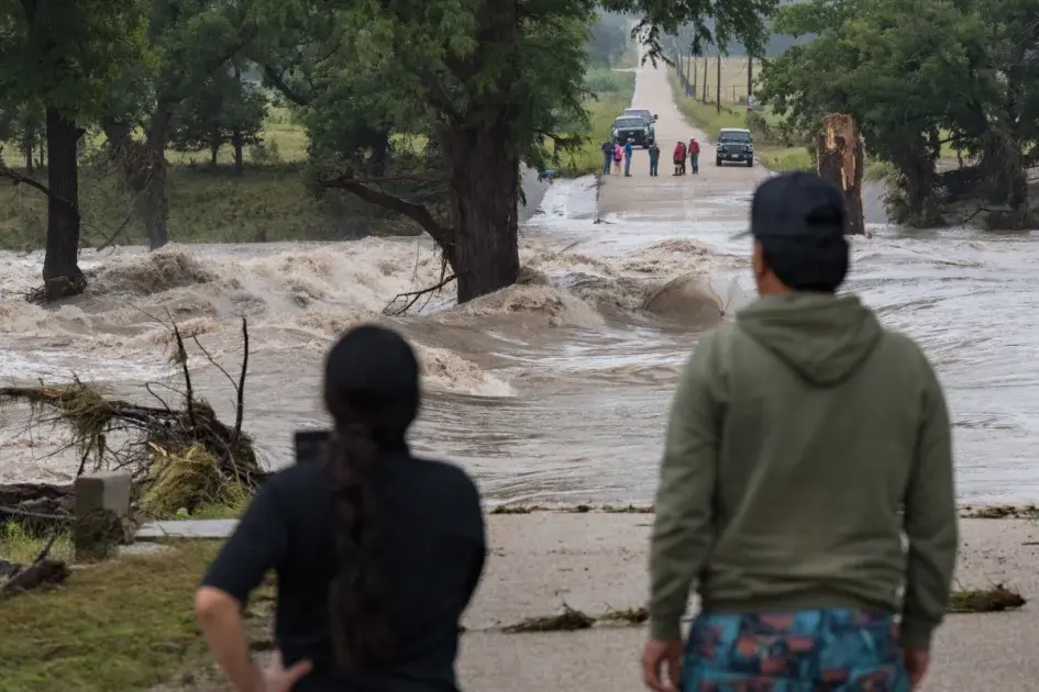 Texas Hill Country braces for renewed floods as deluge continues