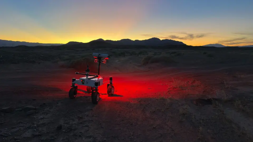 NASA field-tests agile ERNEST rover to enable long-range Moon and Mars missions