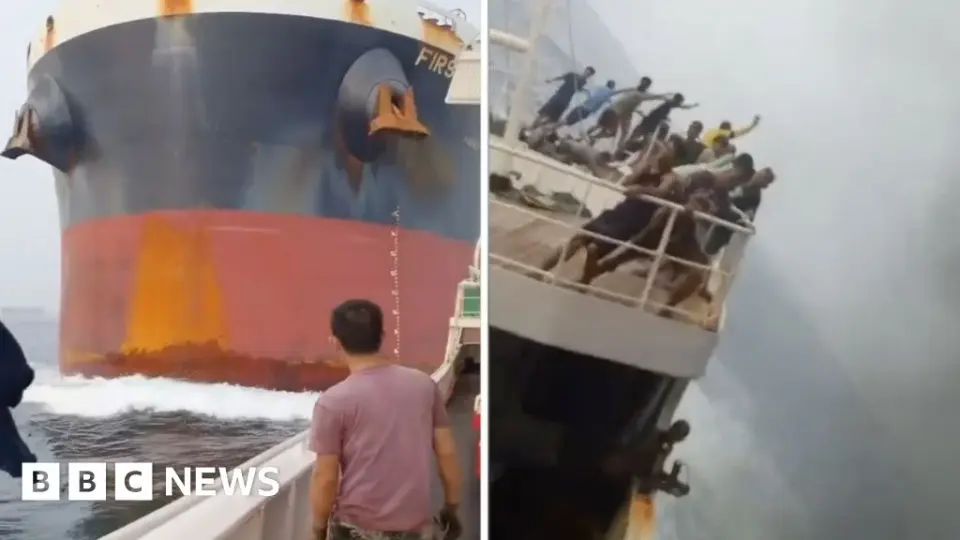 Panama-flagged bulker collides with Chinese fishing vessel in busy Singapore Strait