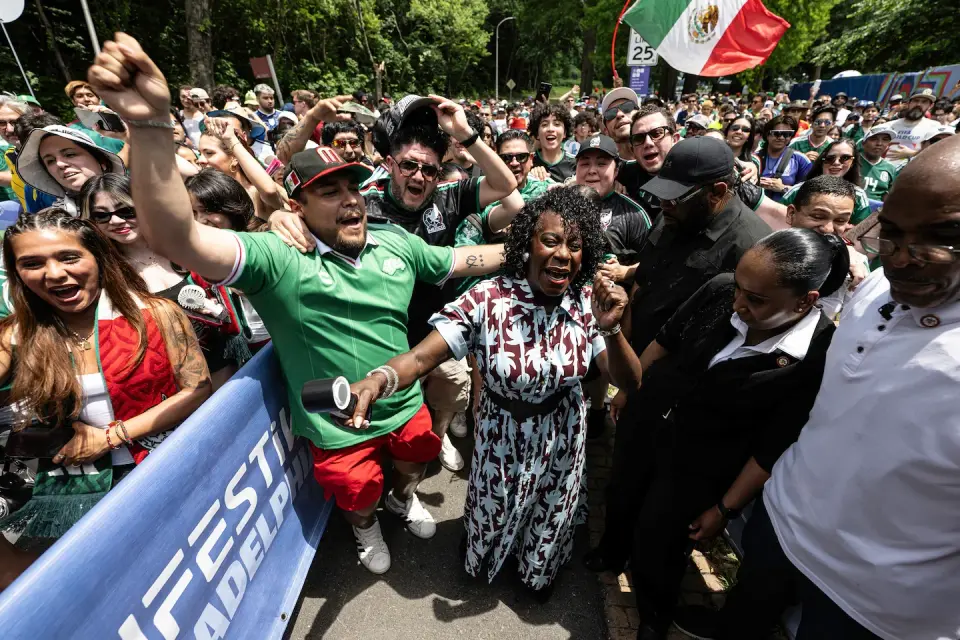 Philly bets on World Cup with cheap transit and 39 days of free fan festivals