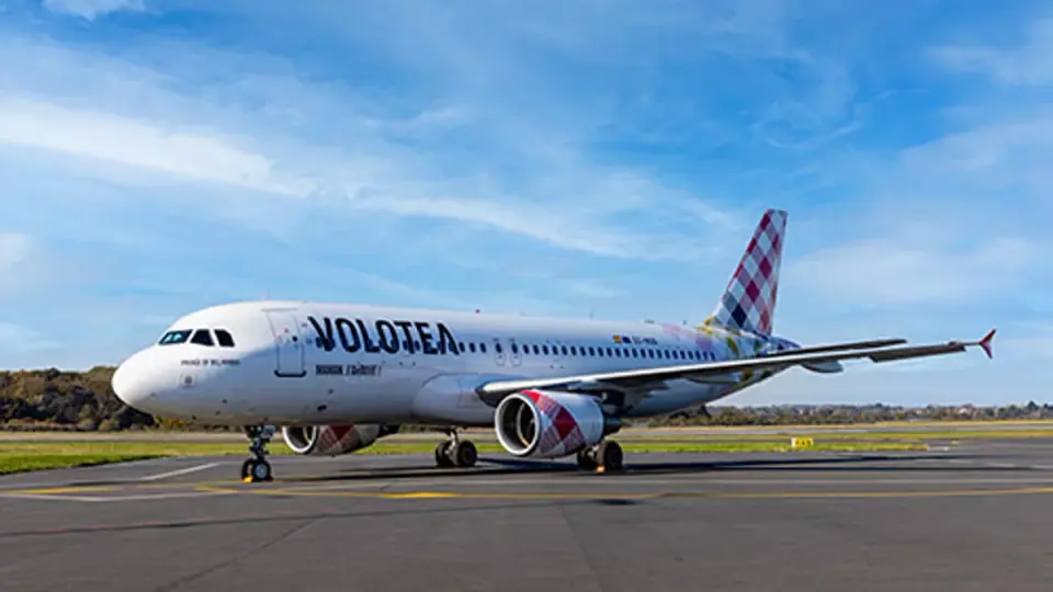 EU bans retroactive fuel surcharges on booked flights amid price-transparency push