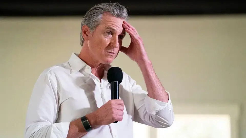 Newsom Says No 2028 Bid If Harris Runs as Viral Fishing Interview Sparks Mockery