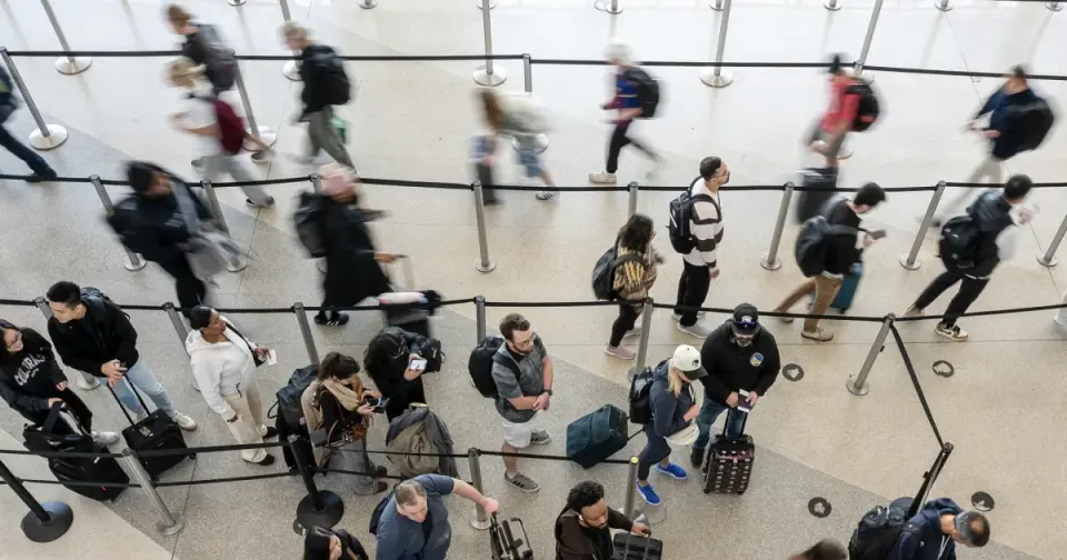 ICE Agent Leaves Loaded Firearm in SFO Restroom Amid Rising Airport Enforcement