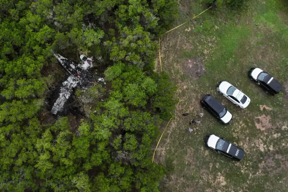 Five Die After Small-Plane Crash in Texas Hill Country