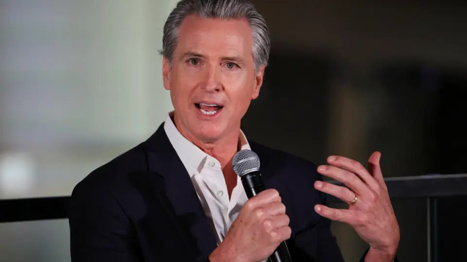Newsom Mobilizes 1,000 Poll Workers to Counter Federal Election Monitors in California